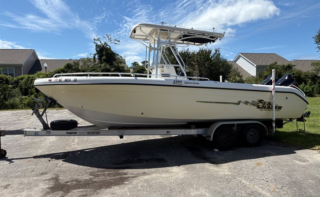 2004 Sea Chaser 2300 Offshore Series